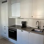 Cosy 2-rooms In The Center ترومسو